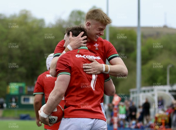 130425 - Wales U19 v Italy U19 - International Friendly - Caio James celebrates his try for Wales with Lewis Edwards