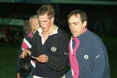 050196 - Wales Schools v Scotland Schools (Under 19s) - Peter Phillips leaves the field injured in Bridgend