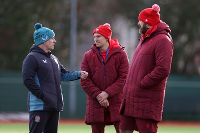 191225 - Wales U19s v England U19s - International Friendly - England Head Coach Mark Mapletoft with Wales Head Coach Richard Whiffin and Team Manager Andy Lloyd