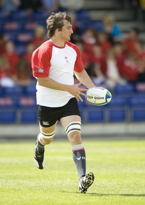 04.06.08 - Wales Under 20 Rugby Training - Sam Warburton in action during training. 