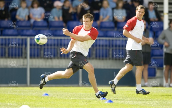 04.06.08 - Wales Under 20 Rugby Training - Dan Biggar in action during training. 
