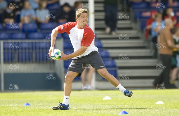 04.06.08 - Wales Under 20 Rugby Training - Rhys Webb in action during training. 