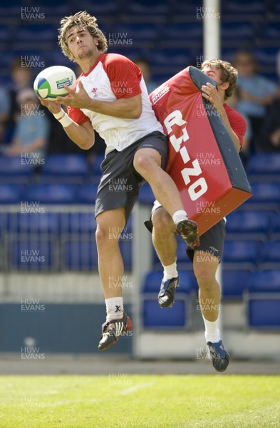 04.06.08 - Wales Under 20 Rugby Training - Gareth Owen in action during training. 