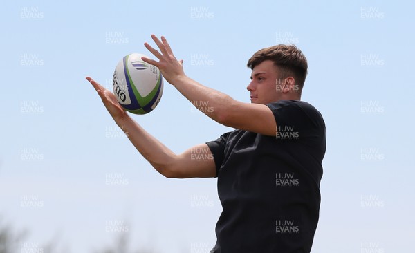 060618 - Wales U20 Training Session - Lennon Greggains takes the ball in line out practice during a training session ahead of the match against Japan