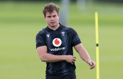 090626 - Wales U20 Rugby Training - Rhys Cole during a training session ahead of the U20 World Cup in Georgia