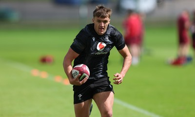 090626 - Wales U20 Rugby Training - Dylan Scott during a training session ahead of the U20 World Cup in Georgia
