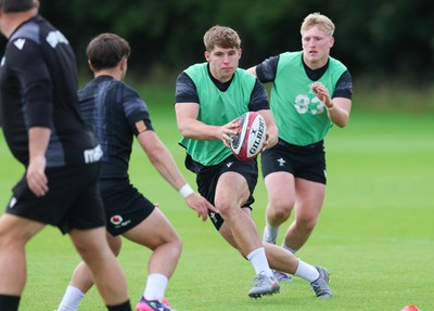 090626 - Wales U20 Rugby Training - Steffan Emanuel during a training session ahead of the U20 World Cup in Georgia