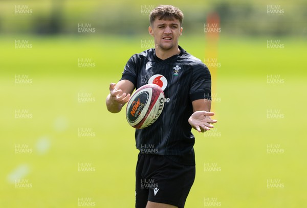 090626 - Wales U20 Rugby Training - Dylan Scott during a training session ahead of the U20 World Cup in Georgia