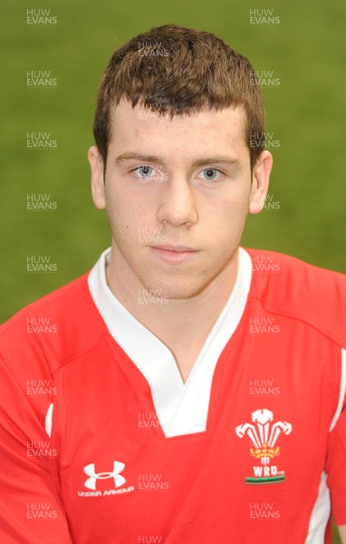 01.02.10 - Wales Rugby Under 20 squad Gareth Davies 