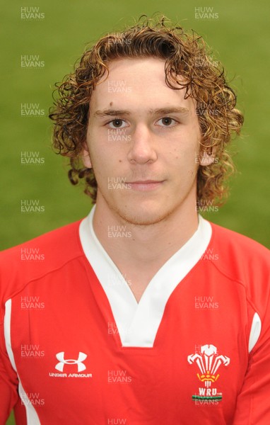 01.02.10 - Wales Rugby Under 20 squad James Loxton 
