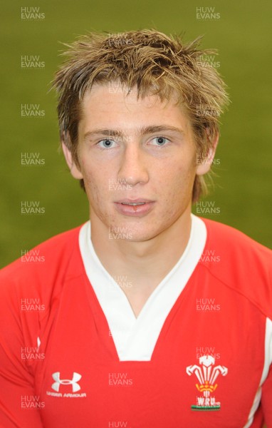 01.02.10 - Wales Rugby Under 20 squad Matthew Pewtner 