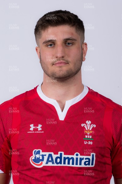 270120 - Wales U20 Squad Portraits - Max Ayling
