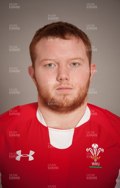 29.01.12 - Wales U20 Squad 2012 -  Dan Suter 