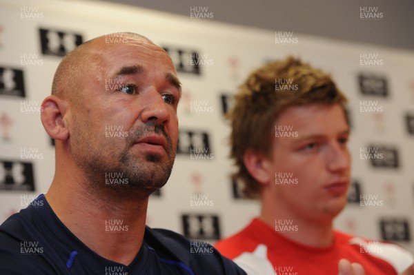 04.05.11 - Wales Under 20 Junior World Championship Squad Announcement - Wales under 20 assistant coach Rob Appleyard and captain Macauley Cook. 