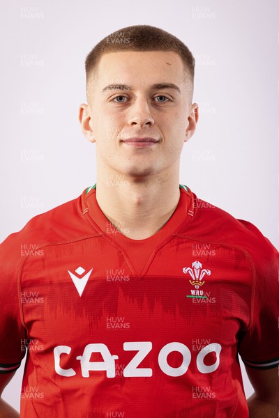 270123 - Wales U20 Squad Portraits - Cameron Winnett