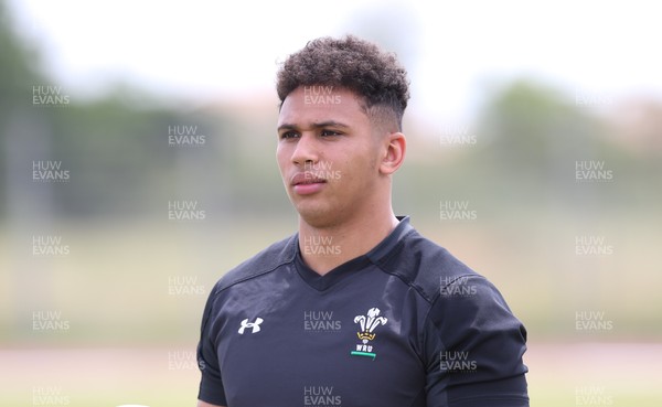270518 - Wales U20 Squad Training session - Dan Davis during a training session ahead of the opening match of the World Rugby U20 Championship