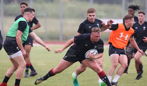 280518 - Wales U20 Squad Training session - Ben Fry during a training session ahead of the opening match of the World Rugby U20 Championship