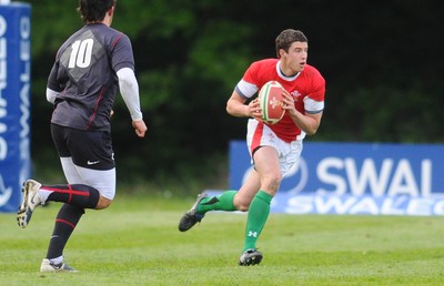 13.05.10 - Wales Under 20 v England Regional Academies XV  Wales' Steve Shingler 