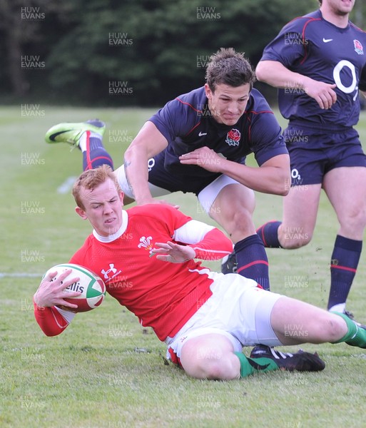 13.05.10 - Wales Under 20 v England Regional Acadamies XV  Wales Dan Fish scores try 