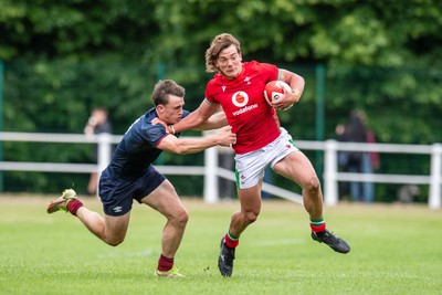 060625 - Wales U20 v England U20 - U20 World Championship Warm Up - Aidan Boshoff of Wales beats Frank McMillan of England