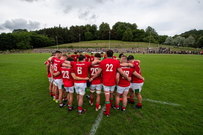 060625 - Wales U20 v England U20 - U20 World Championship Warm Up - Wales huddle