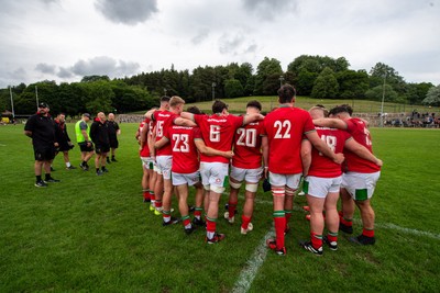 060625 - Wales U20 v England U20 - U20 World Championship Warm Up - Wales huddle