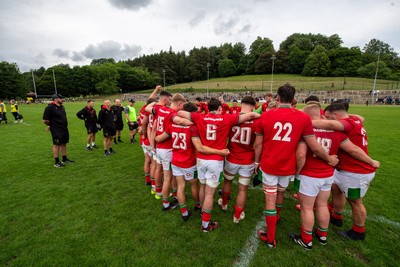 060625 - Wales U20 v England U20 - U20 World Championship Warm Up - Wales huddle