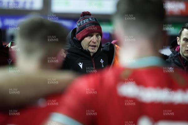 070324 - Wales U20 v France U20, U20 6 Nations - Wales U20 head coach Richard Whiffin speaks to his players at the end of the match