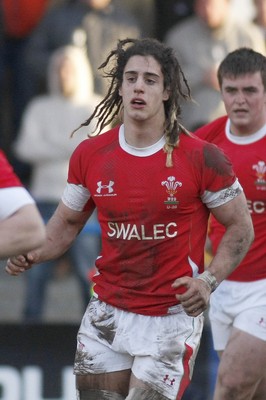 26.02.10 Wales U20's v France U20's - Under 20 Six Nations Championship - Wales' Josh Navidi. 