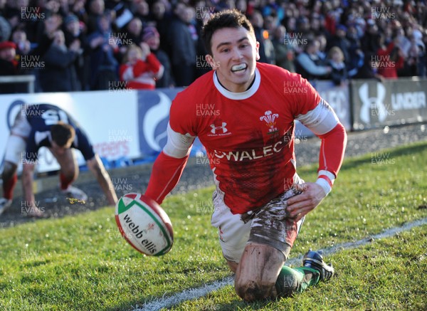26.02.10 - Six Nations Under 20 Championship, Wales Under 20 v France Under 20 Wales Kristian Phillips celebrates after scoring his second try 
