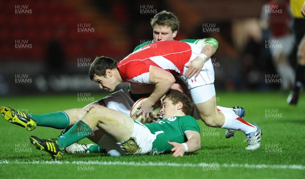 11.03.11 - Wales Under 20 v Ireland Under 20 - Under 20 Six Nations - Adam Warren of Wales scores try. 