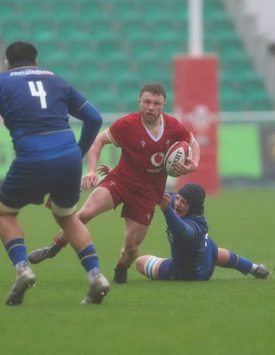 150326 - Wales v Italy, U20 Six Nations 2026 -Tom Bowen of Wales breaks away