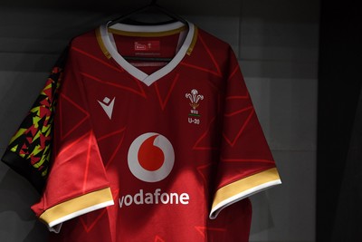 150326 - Wales U20 v Italy U20 - U20 Six Nations Championship - The Wales dressing room before the match