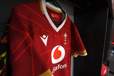 150326 - Wales U20 v Italy U20 - U20 Six Nations Championship - The Wales dressing room before the match