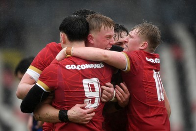 150326 - Wales U20 v Italy U20 - U20 Six Nations Championship - Lewis Edwards of Wales celebrates scoring a try with team mates