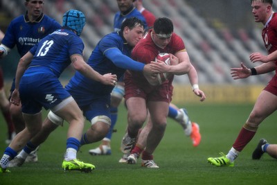 150326 - Wales U20 v Italy U20 - U20 Six Nations Championship - Tom Howe of Wales