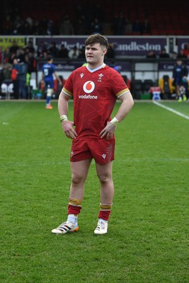 150326 - Wales U20 v Italy U20 - U20 Six Nations Championship - Dejected Wales at full time