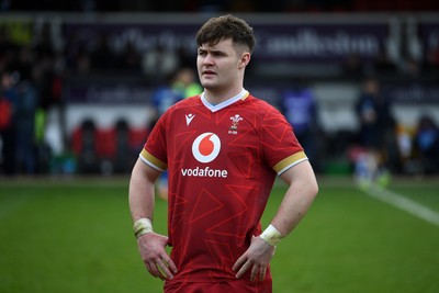 150326 - Wales U20 v Italy U20 - U20 Six Nations Championship - Dejected Wales at full time
