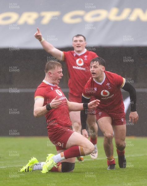 150326 - Wales v Italy, U20 Six Nations 2026 - Lewis Edwards of Wales celebrates after scoring try