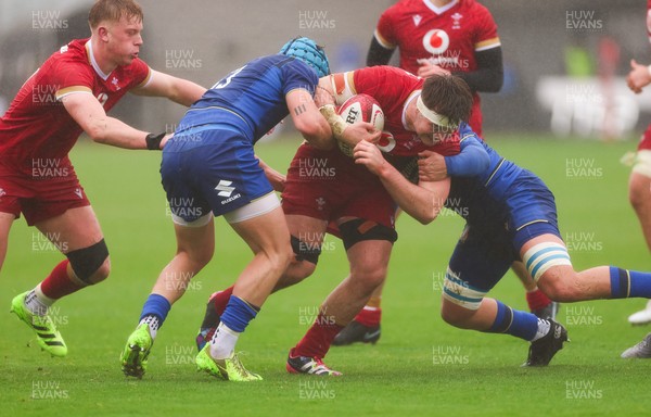 150326 - Wales v Italy, U20 Six Nations 2026 - Deian Gwynne of Wales charges at the Italian dsefence