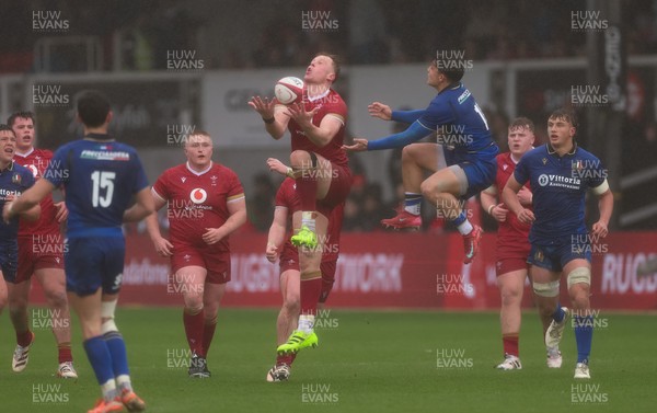 150326 - Wales v Italy, U20 Six Nations 2026 - Lewis Edwards of Wales takes the ball