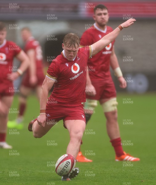 150326 - Wales v Italy, U20 Six Nations 2026 - Lloyd Lucas of Wales kicks penalty
