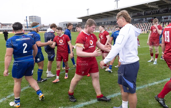 150326 - Wales v Italy, U20 Six Nations 2026 - Players congratulate each other at the end of the  match