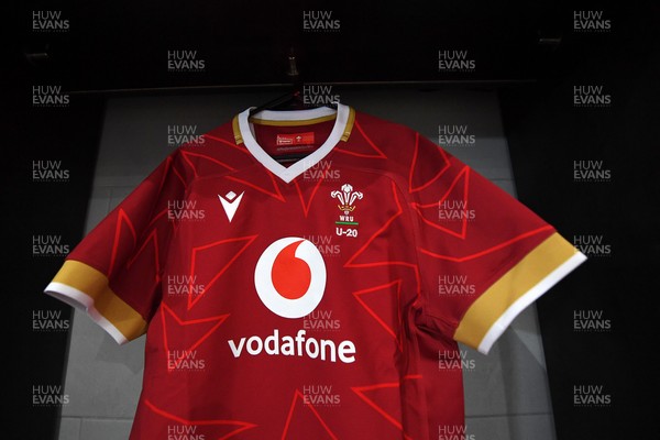 150326 - Wales U20 v Italy U20 - U20 Six Nations Championship - The Wales dressing room before the match