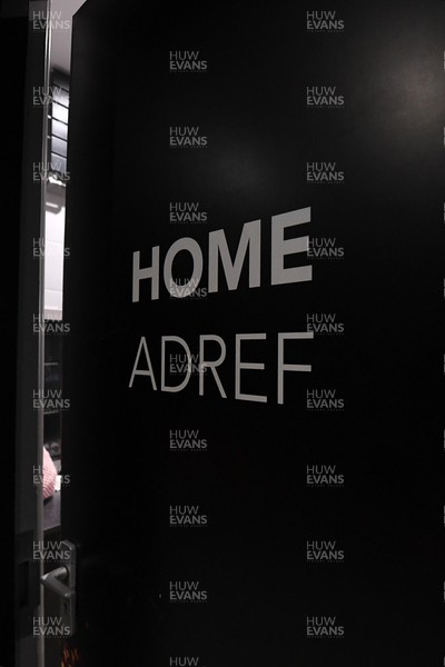 150326 - Wales U20 v Italy U20 - U20 Six Nations Championship - The Wales dressing room before the match