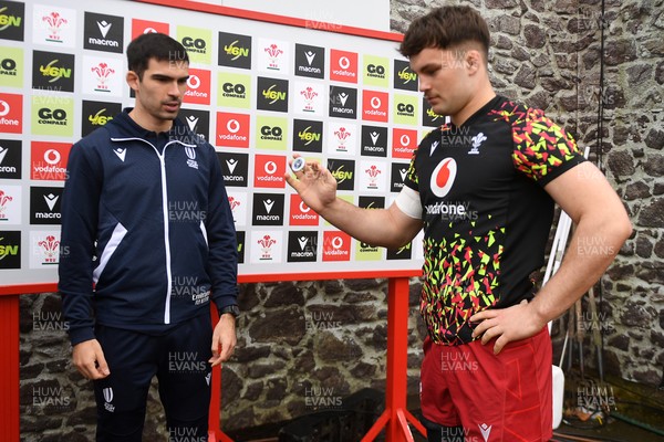 150326 - Wales U20 v Italy U20 - U20 Six Nations Championship - Riccardo Casarin of italy and Deian Gwynne of Wales at the coin toss