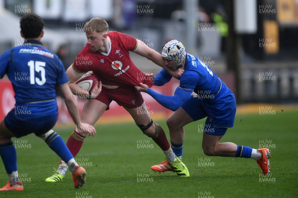 150326 - Wales U20 v Italy U20 - U20 Six Nations Championship - Lewis Edwards of Wales is challenged by Giovanni Degli Antoni of italy