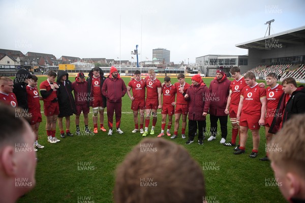 150326 - Wales U20 v Italy U20 - U20 Six Nations Championship - Wales huddle