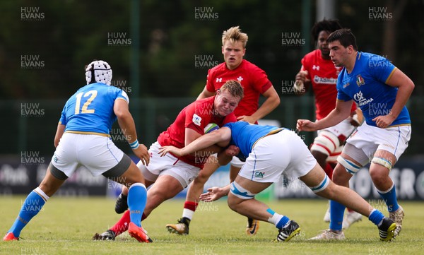 170618 - Wales U20 v Italy U20, World Rugby U20 Championship 7th Place Play Off -  Dewi Lake of Wales charges forward 