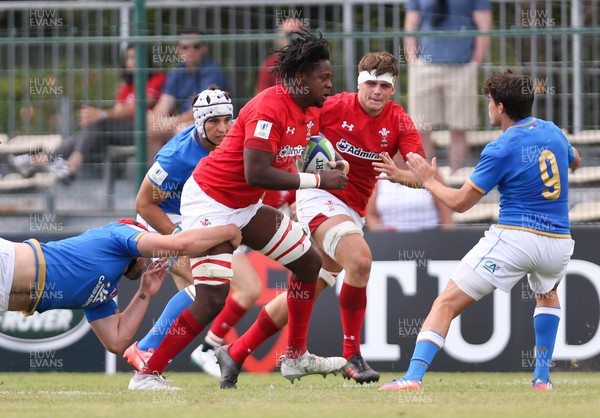 170618 - Wales U20 v Italy U20, World Rugby U20 Championship Seventh Place Play Off - Max Williams of Wales tcharges forward